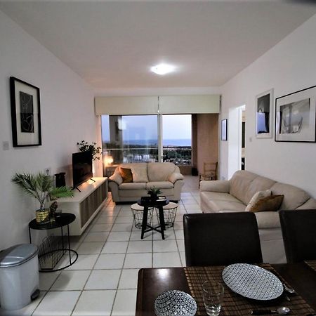 Cosea Living: Seaside 2 Bedroom Flat Kings Palace 209 Paphos Eksteriør bilde