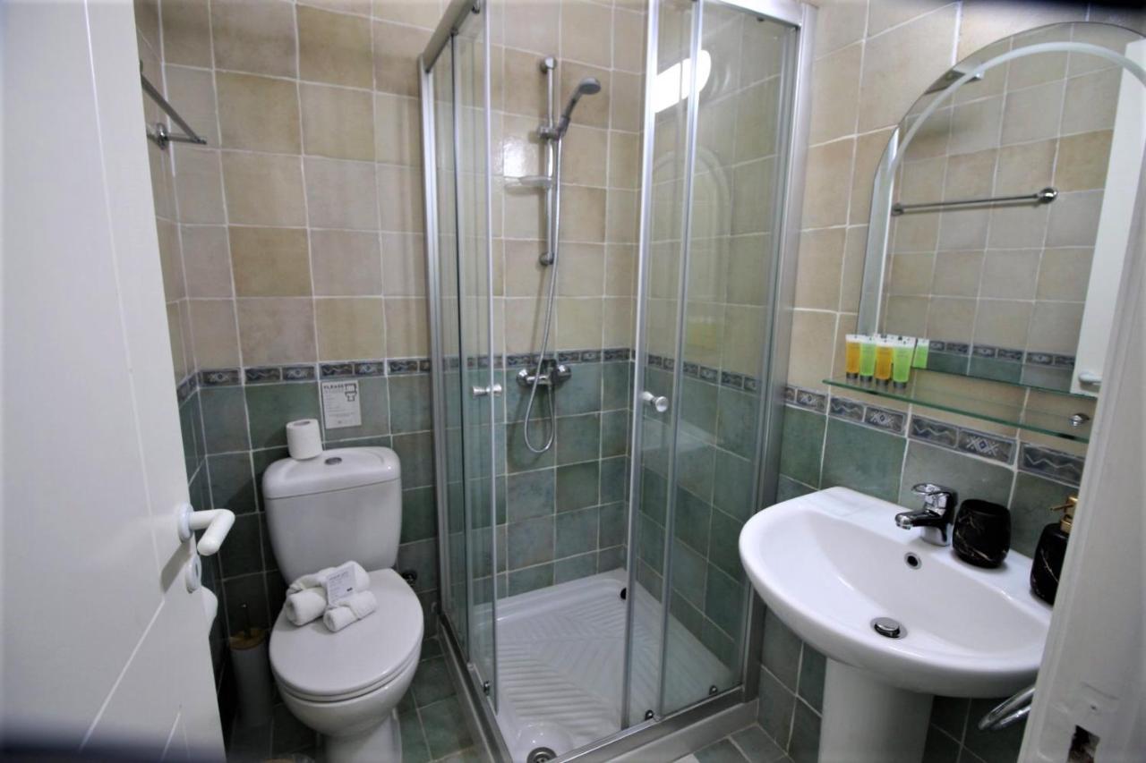 Cosea Living: Seaside 2 Bedroom Flat Kings Palace 209 Paphos Eksteriør bilde