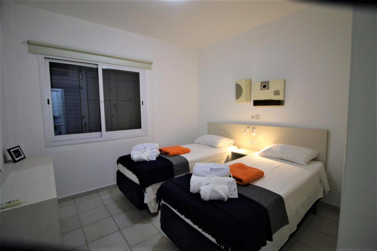 Cosea Living: Seaside 2 Bedroom Flat Kings Palace 209 Paphos Eksteriør bilde