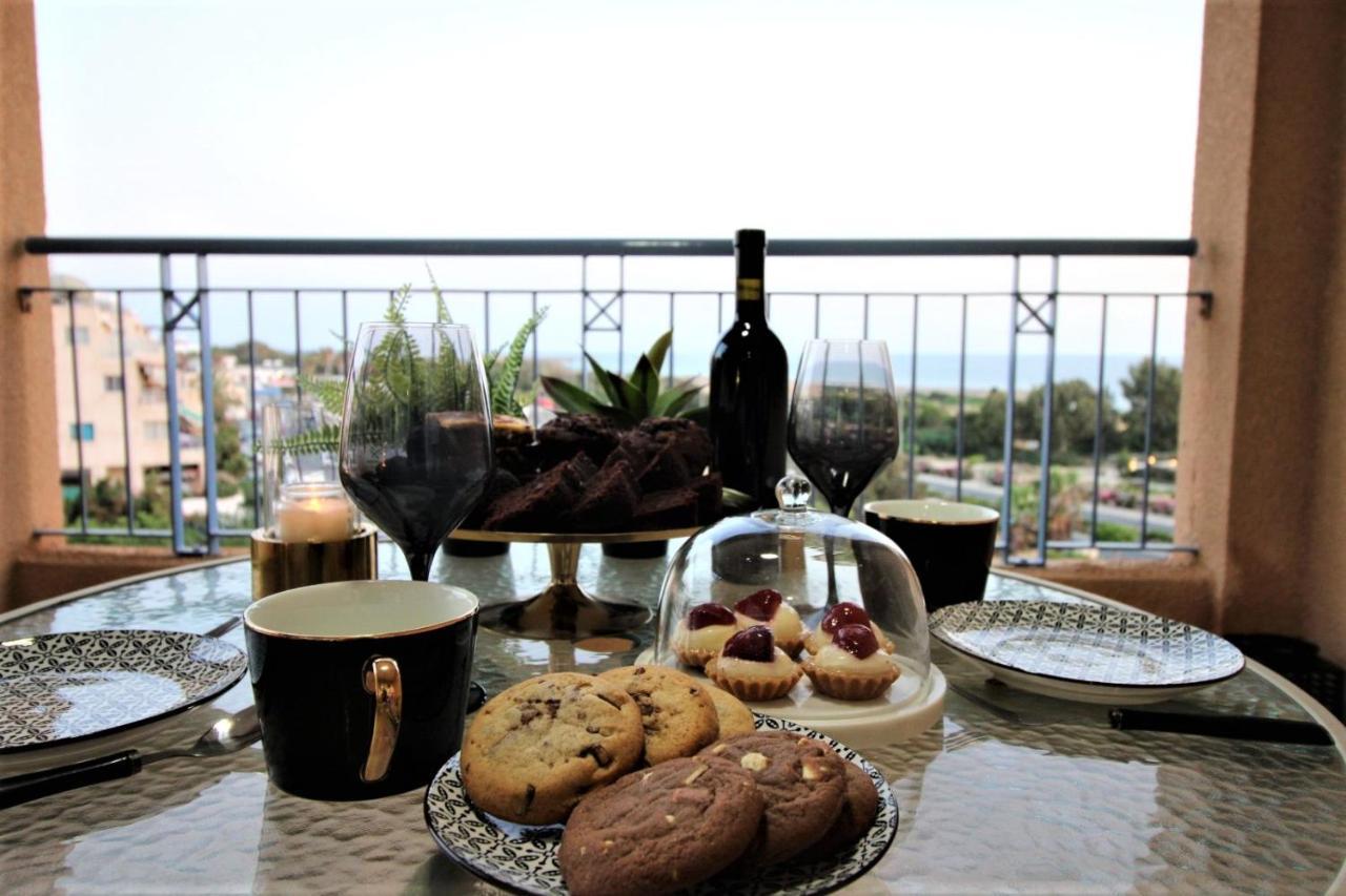 Cosea Living: Seaside 2 Bedroom Flat Kings Palace 209 Paphos Eksteriør bilde