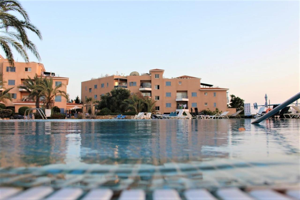 Cosea Living: Seaside 2 Bedroom Flat Kings Palace 209 Paphos Eksteriør bilde